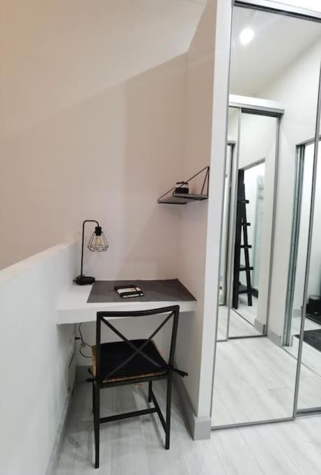 T2 Appartement Lumineux A La Joliette 马赛 外观 照片